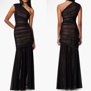 Elliatt Black One-Shoulder Dress